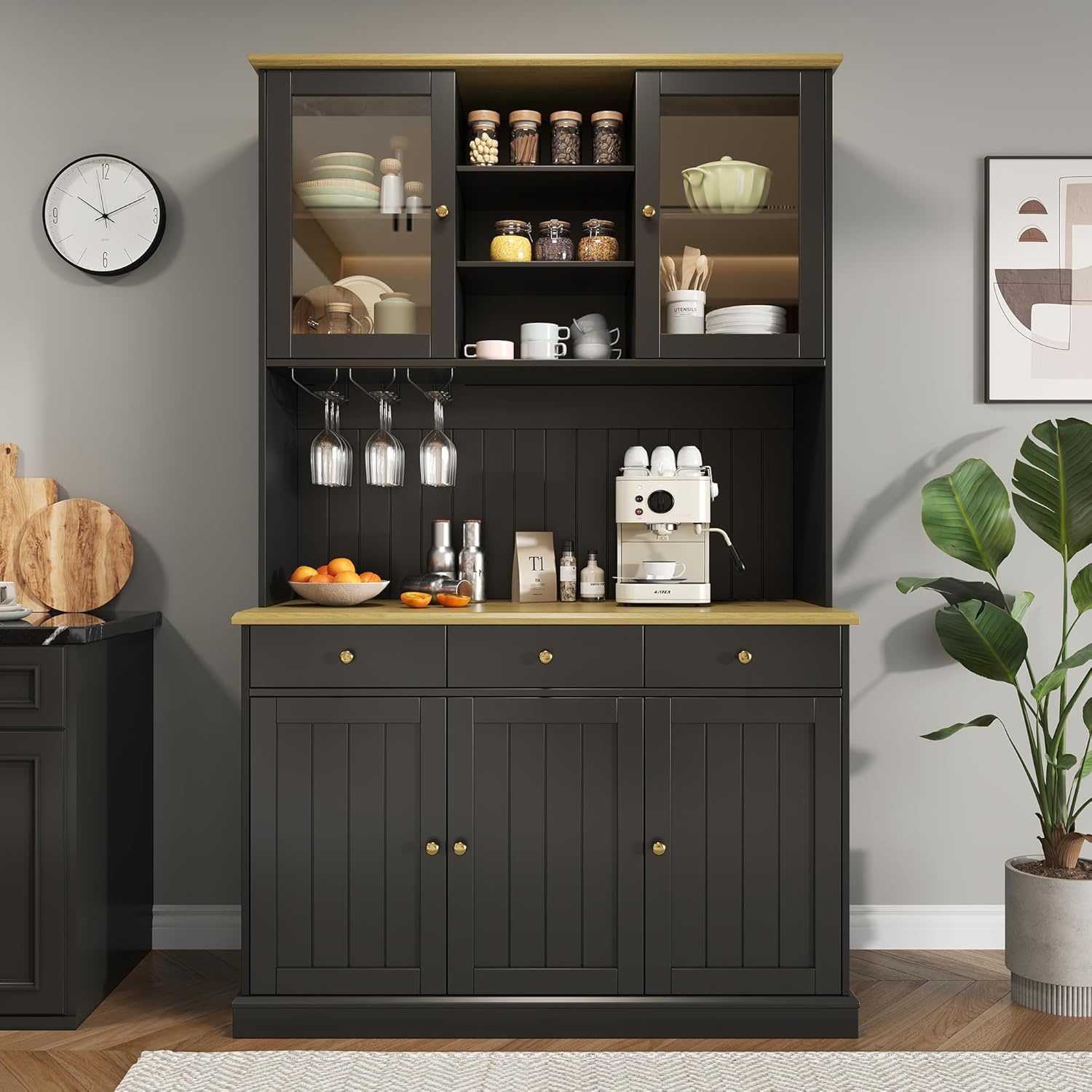 Merax Buffetschrank 120×40×191 cm, Esszimmer-Hochschrank mit Glastüren, Gläserhalter, mehrstufigem Stauraum, integrierter Steckdose sowie USB-A- und USB-C-Anschlüssen, Schwarz
