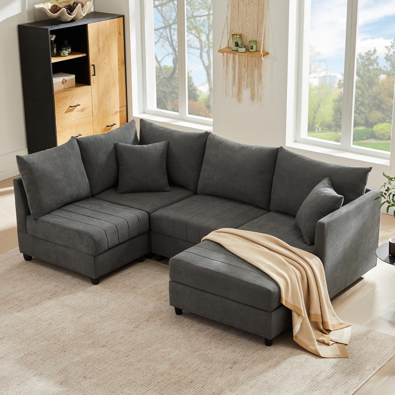 Merax Ecksofa Modulares 5-Sitzer Sofa mit multifunktionalem Fußhocker (L/U-Form), Atmungsaktive Baumwolle-Leinen-Kombi, Modernes Vertikalstreifen-Design, Premium Komfort, Raumsparend & Wandelbar, Grau — Ansicht 4