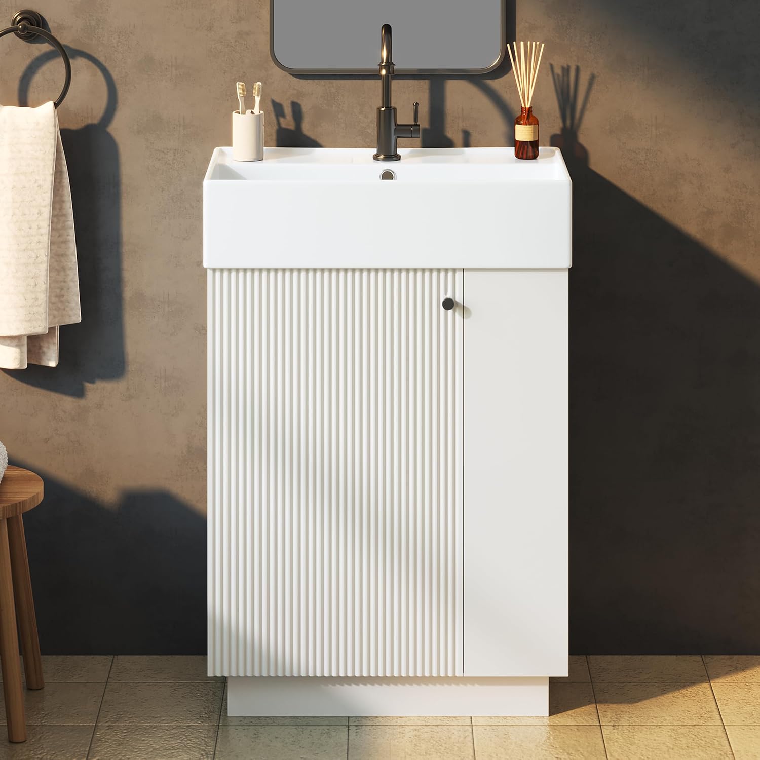 Merax Waschbeckenunterschrank 55 cm mit Keramikwaschbecken, Soft-Close,Weiß | Keramikwaschbecken,geriffelte Holzoptik, offenes Regal, abnehmbarer Toilettenpapierhalter, Überlauf, ohne Wasserhahn